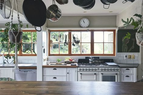 Photo of property in 44 Attwood Road, Paremoremo, Auckland, 0632