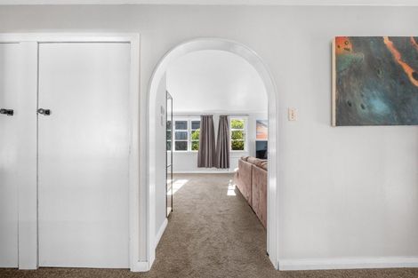 Photo of property in 24 Kuratawhiti Street, Greytown, 5712