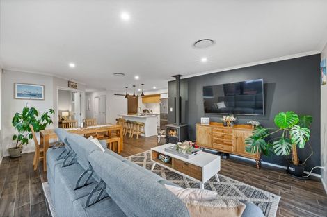 Photo of property in 21a Elliot Street, Riverhead, 0820