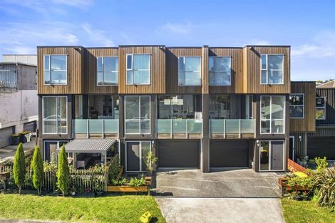 Photo of property in 44 Regent Street, Devonport, Auckland, 0624