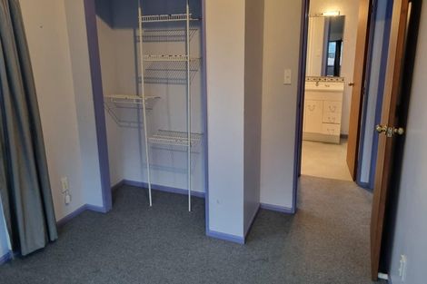 Photo of property in 86 Royal Road, Massey, Auckland, 0614