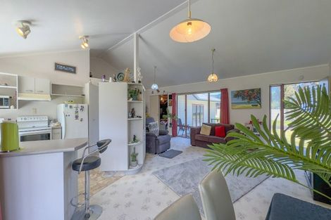 Photo of property in 6 Seaview Avenue, Te Puru, Thames, 3575