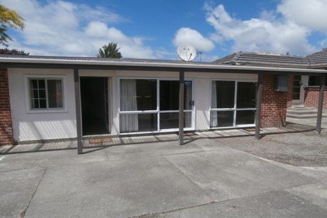 Photo of property in 150 Ilam Road, Ilam, Christchurch, 8041