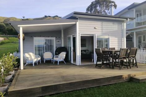 Photo of property in 75 Richmond Road, Pohara, Takaka, 7183