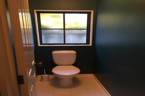 Photo of property in 1a Roy Street, Tawa, Wellington, 5028