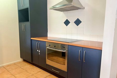 Photo of property in 44/2 Armoy Drive, East Tamaki, Auckland, 2016