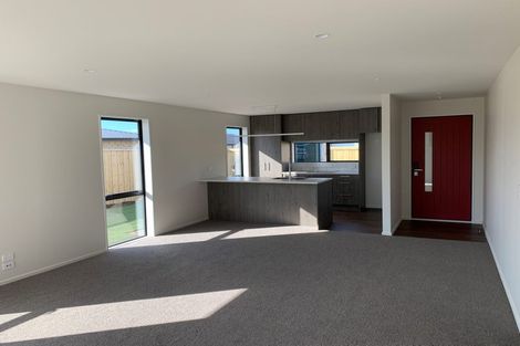 Photo of property in 7 Marcoola Drive, Rolleston, 7614