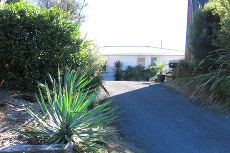 Photo of property in 2 Goffe Drive, Haruru, 0204