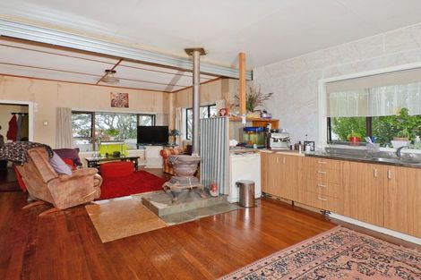 Photo of property in 2045 Ngunguru Road, Ngunguru, Whangarei, 0173
