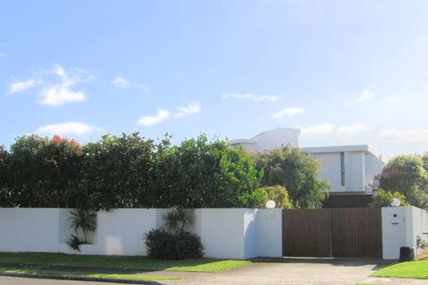 Photo of property in 20 Sunbrae Grove, Mount Maunganui, 3116