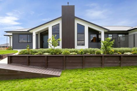 Photo of property in 17 Harakeke Drive, Wharewaka, Taupo, 3330