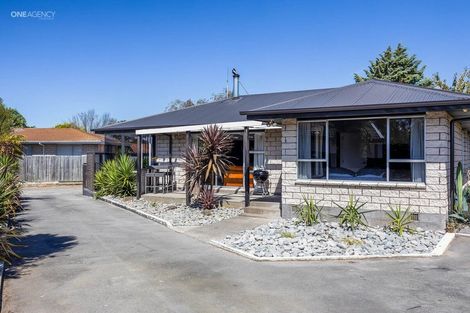 Photo of property in 18 Kalmia Place, Kaiapoi, 7630