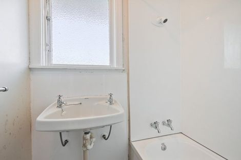 Photo of property in 6 Netley Place, Aranui, Christchurch, 8061