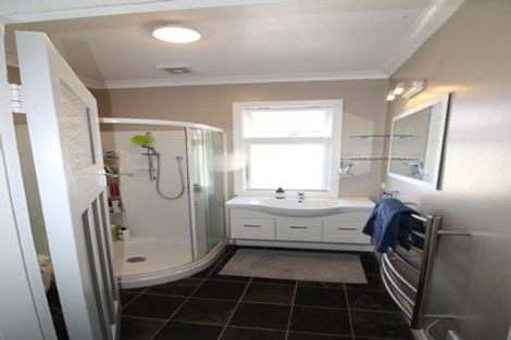 Photo of property in 100 Forbury Road, Saint Clair, Dunedin, 9012