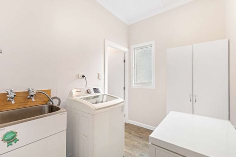 Photo of property in 13 Makere Street, Waitara, 4320