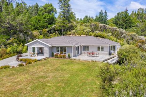 Photo of property in 29 Mt Marua Drive, Timberlea, Upper Hutt, 5018