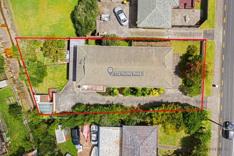Photo of property in 102 Godley Road, Green Bay, Auckland, 0604