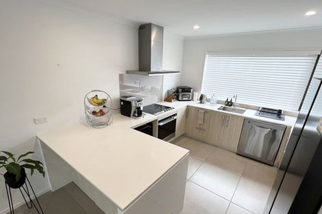 Photo of property in 10 Flounder Road, Hobsonville, Auckland, 0616