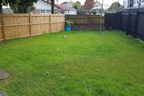 Photo of property in 1/82 Porchester Road, Papakura, 2110