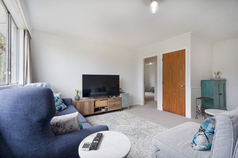 Photo of property in 1/377 Main Road, Tawa, Wellington, 5028