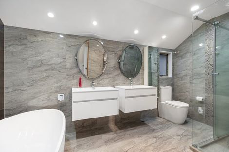 Photo of property in 299 Oceanbeach Road, Mount Maunganui, 3116