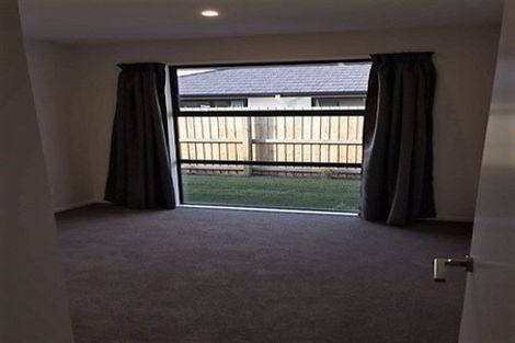 Photo of property in 22 Packard Crescent, Halswell, Christchurch, 8025