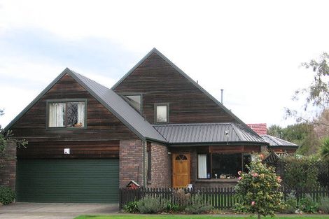 Photo of property in 16 Collingwood Street, Hokowhitu, Palmerston North, 4410