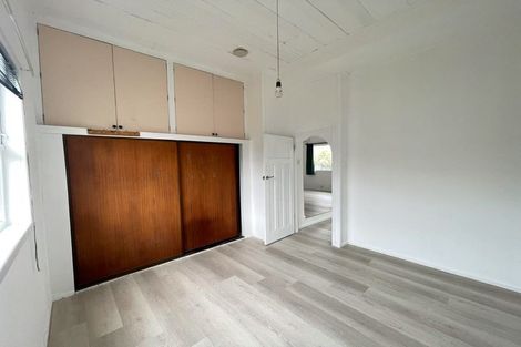 Photo of property in 7 Croydon Road, New Lynn, Auckland, 0600