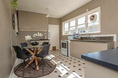 Photo of property in 39 Holland Street, Avonside, Christchurch, 8061