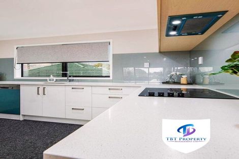 Photo of property in 3/504 Swanson Road, Ranui, Auckland, 0612