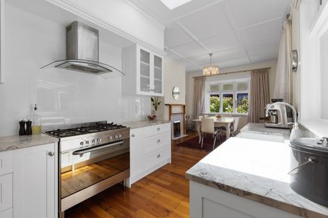 Photo of property in 10 Argyle Avenue, Takaro, Palmerston North, 4410