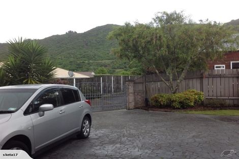 Photo of property in 16a Turon Crescent, Totara Park, Upper Hutt, 5018