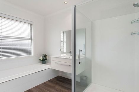 Photo of property in 1 Kruger Road, Halswell, Christchurch, 8025