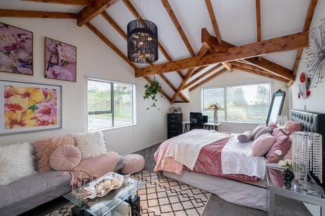 Photo of property in 85 Cumberland Street, Welbourn, New Plymouth, 4312