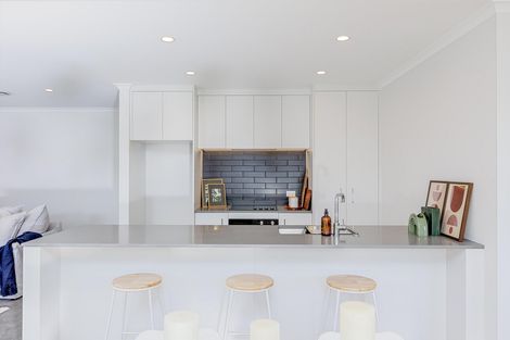 Photo of property in 16 Austin Reid Avenue, Carterton, 5713