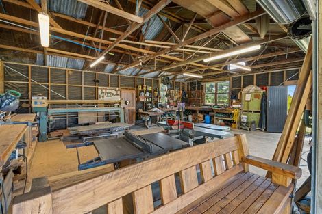 Photo of property in 4 Bishops Road, Ohau, Levin, 5570