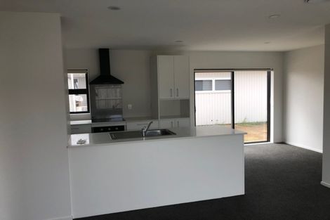 Photo of property in 10a Cornwall Road, Lyttelton, 8082