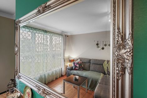 Photo of property in 12 Le Quesne Place, Fairfield, Hamilton, 3214