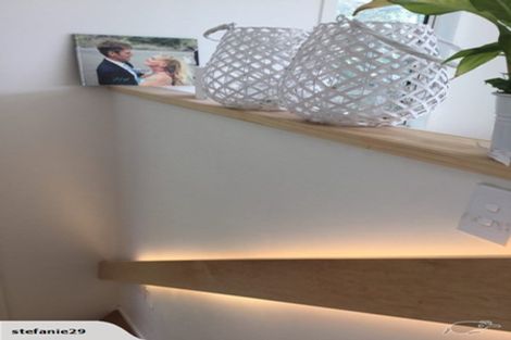 Photo of property in 121 Seaview Road, Piha, New Lynn, 0772