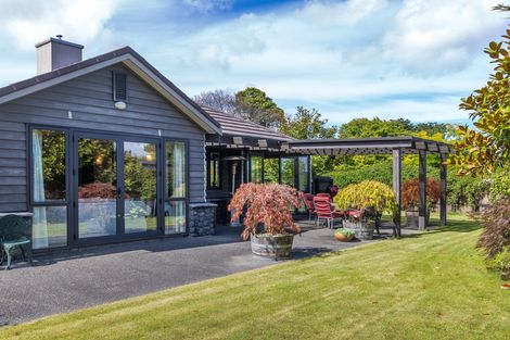 Photo of property in 2 Flaxen Way, Kinloch, Taupo, 3377