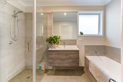 Photo of property in 7 Kingston Place, Kerikeri, 0230