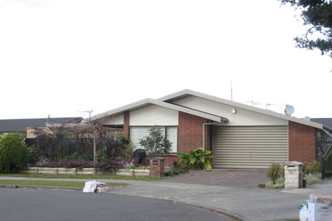 Photo of property in 18 Hyatt Grove, Greenmeadows, Napier, 4112