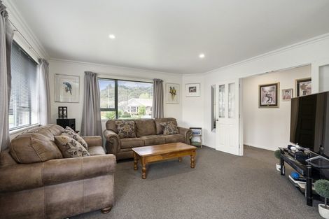 Photo of property in 36 Mary Huse Grove, Manor Park, Lower Hutt, 5019