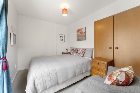 Photo of property in 25c Williams Street, Sunshine Bay, Queenstown, 9300