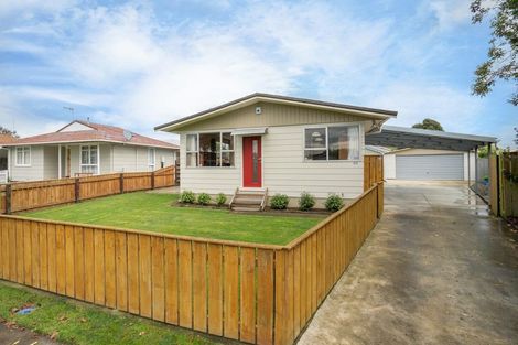 Photo of property in 48 Amberley Avenue, Westbrook, Palmerston North, 4412