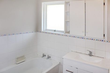 Photo of property in 7 Rosewood Place, Bryndwr, Christchurch, 8053