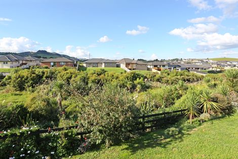 Photo of property in 68 Helenslee Road, Pokeno, 2402