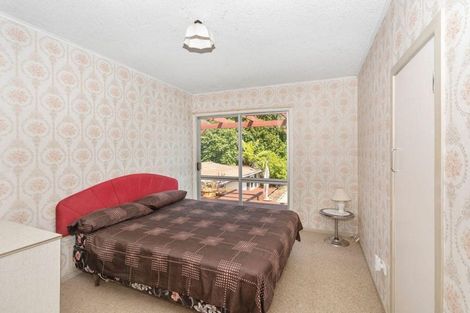 Photo of property in 11 Poto Street, Te Atatu South, Auckland, 0610