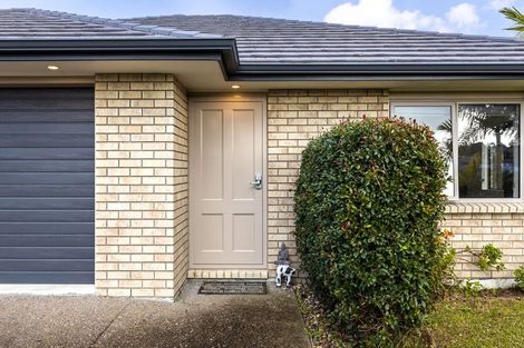 Photo of property in 6 Caffreys Avenue, Massey, Auckland, 0614