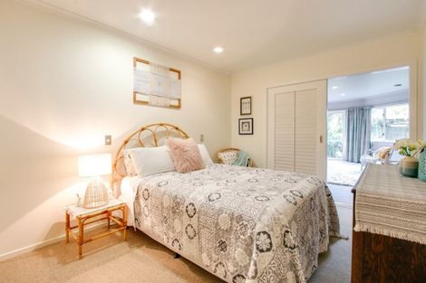 Photo of property in 7 Breakwater Road, Bluff Hill, Napier, 4110